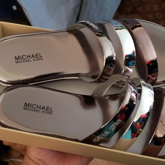 Michael kors keiko slide sanals new w box size 8 m - Picture 6 of 8